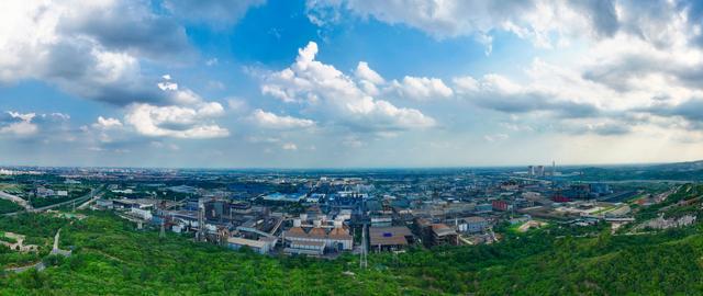 龍佰集團(tuán)榮獲中國(guó)制造業(yè)企業(yè)500強(qiáng)等多項(xiàng)榮譽(yù)